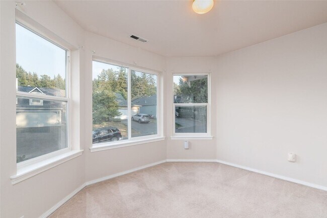 Building Photo - 132 41st St