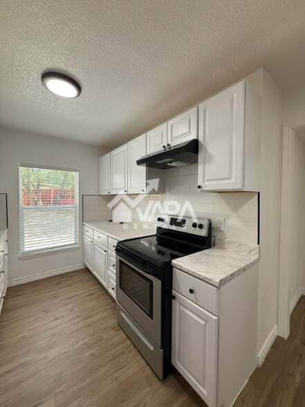 Building Photo - 1235 Arroya Vista Dr