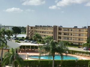 Building Photo - 2092 Wolverton E