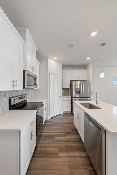 Building Photo - 4509 Skywood Ln