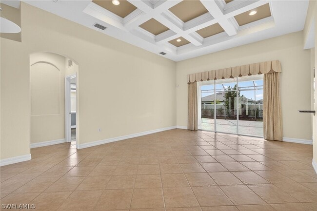 Building Photo - 25080 Divot Dr