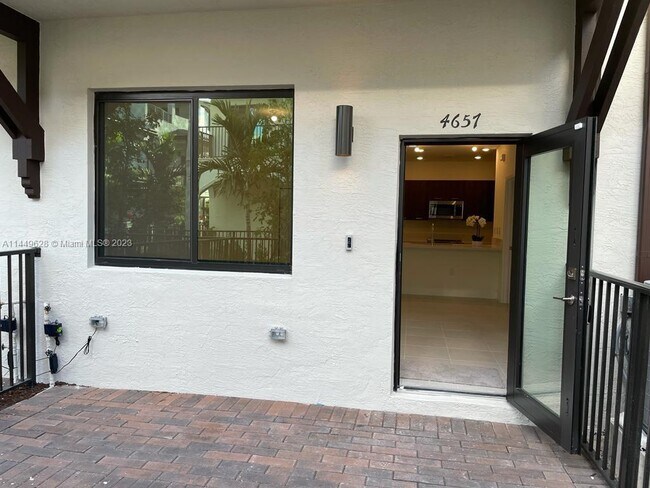 Building Photo - 4657 NW 83rd Pky