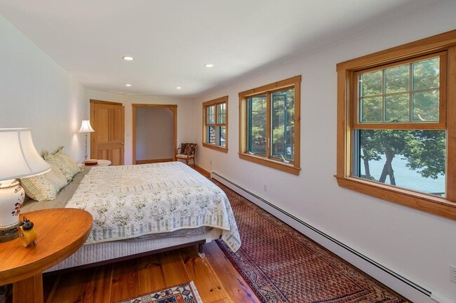 Building Photo - Gorgeous Harpswell Waterfront Property for...