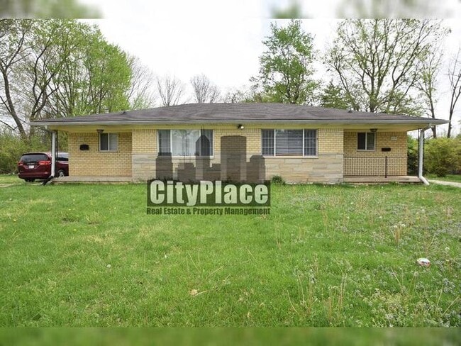 Building Photo - 1213 Taylor Dr E