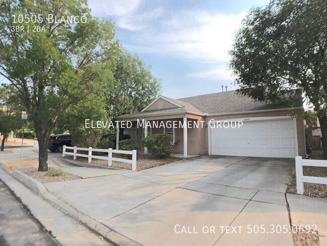 Building Photo - 10505 Blanco-