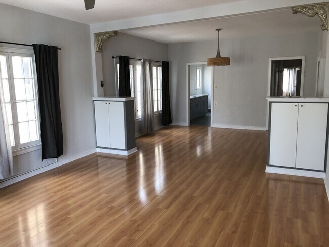 Living & Dining - 354 N Ogden Dr