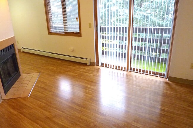 Interior Photo - Eagle Crest Apartments