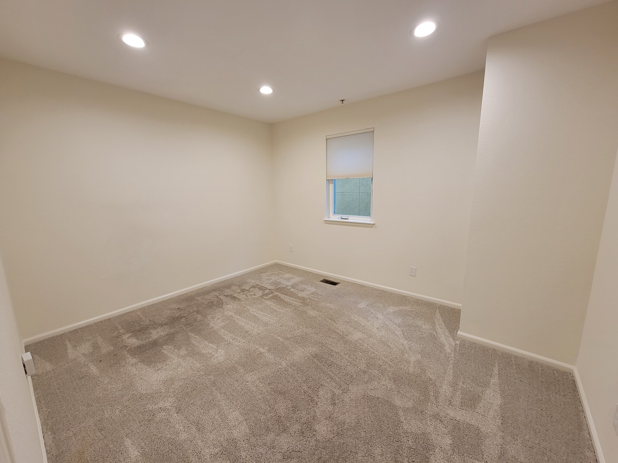 Upstairs Office - 1761 Yellow Pine Ave