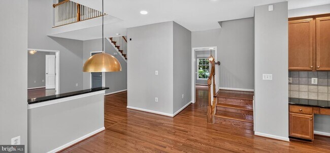 Building Photo - 6933 Sandy Creek Ct