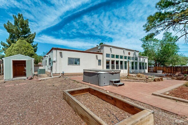 Building Photo - 4112 Cherrydale Ct NW
