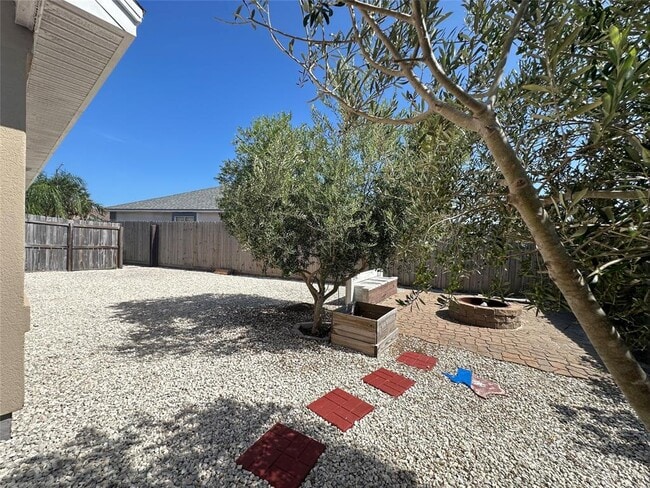 Building Photo - 14833 Cobo De Bara Cir