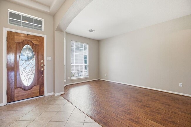 Building Photo - 904 Winding Creek Pl