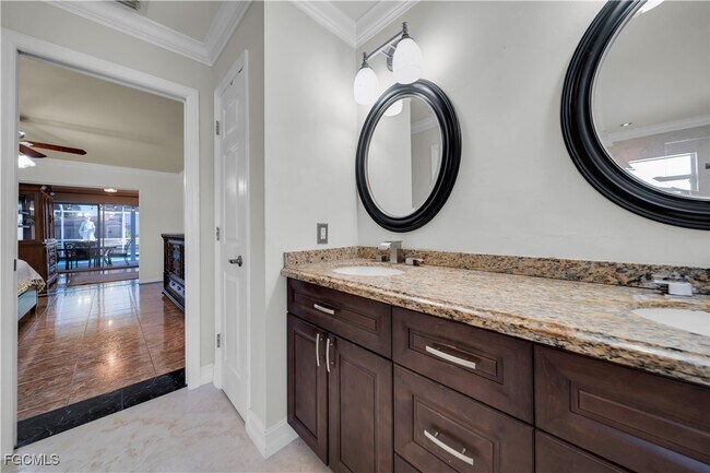 Building Photo - 1811 NE 5th Terrace