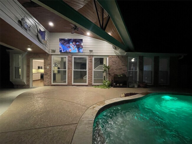 Building Photo - 2370 Calypso Ln