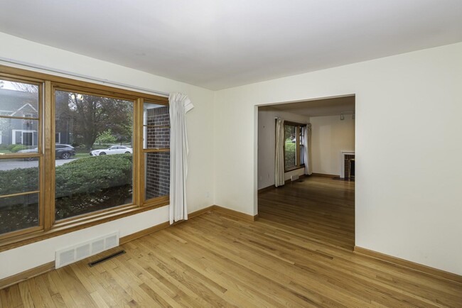 Building Photo - 1616 Morton Ave
