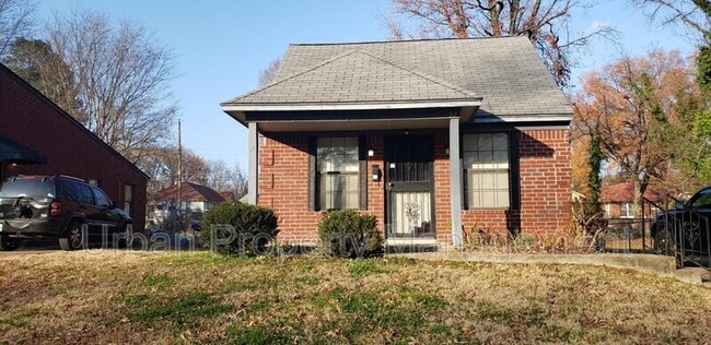 Primary Photo - 120 E Frank Ave