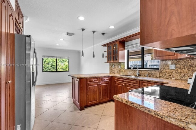 Building Photo - 15057 SW 32nd St