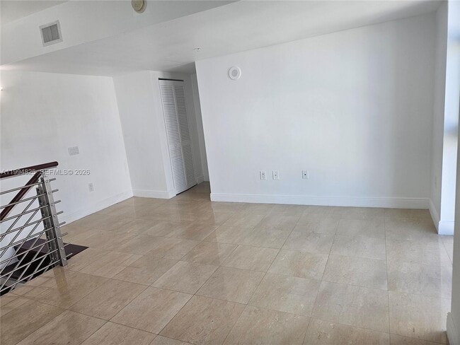 Building Photo - 41 SE 5th St