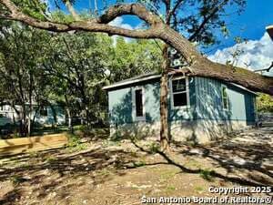 Building Photo - 709 Burr Oak Ln