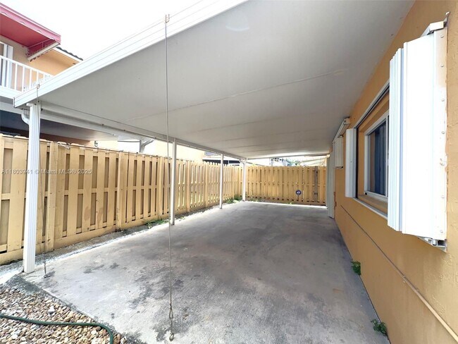 Building Photo - 3562 W 80th St