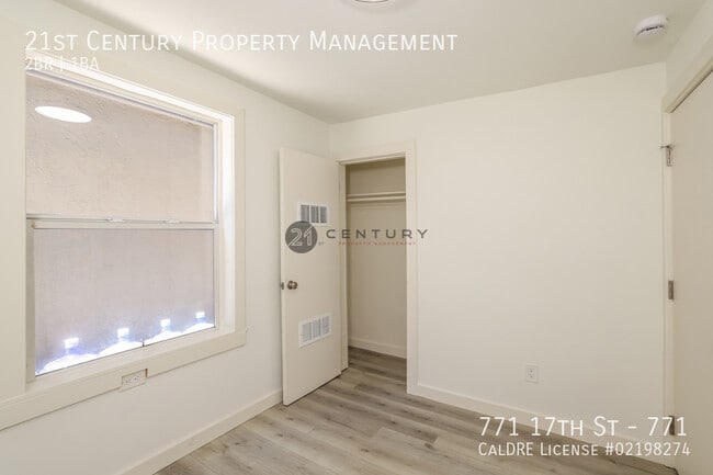 Building Photo - 771 17th St