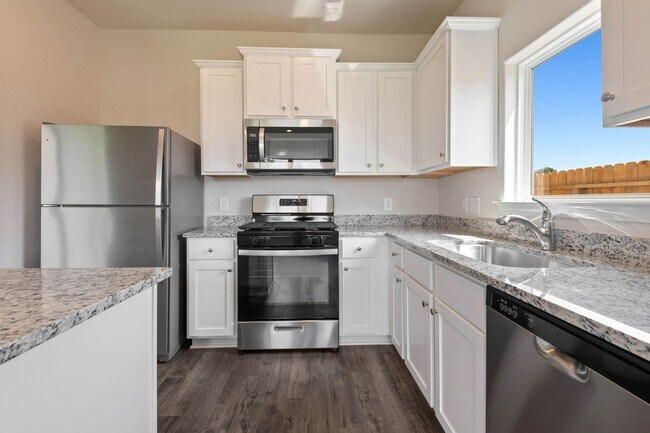 Building Photo - 10351 Red Cardinal Dr