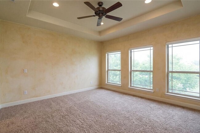 Building Photo - 104 Cedar Glen Cove