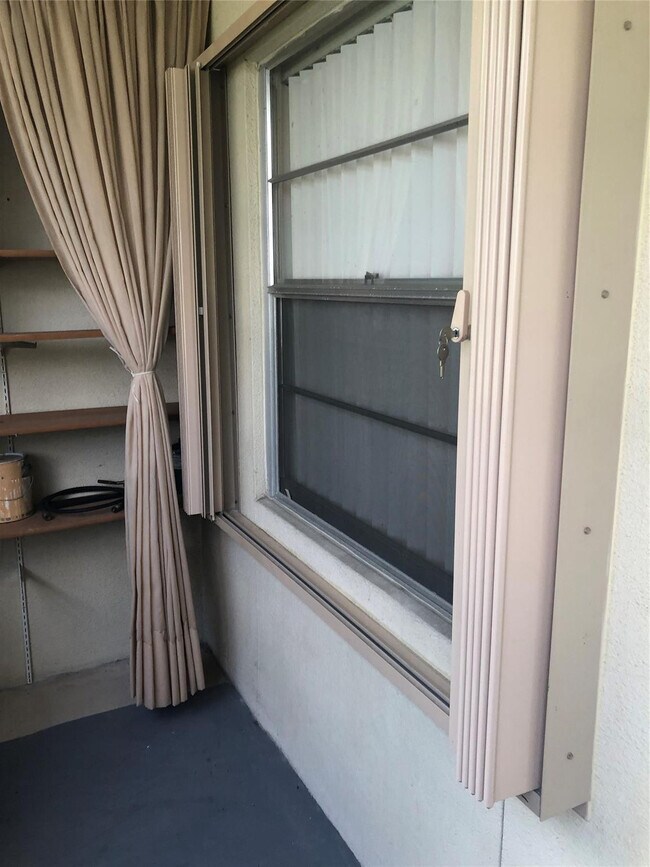 Building Photo - 151 SW 135th Terrace