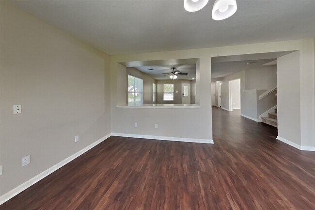 Building Photo - 6439 Lily Hollow Ct