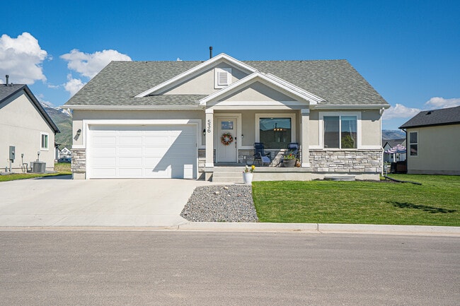 Building Photo - 536 N 770 W