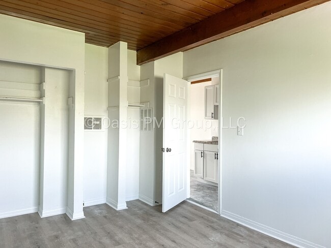 Building Photo - 3205 Joan Rd