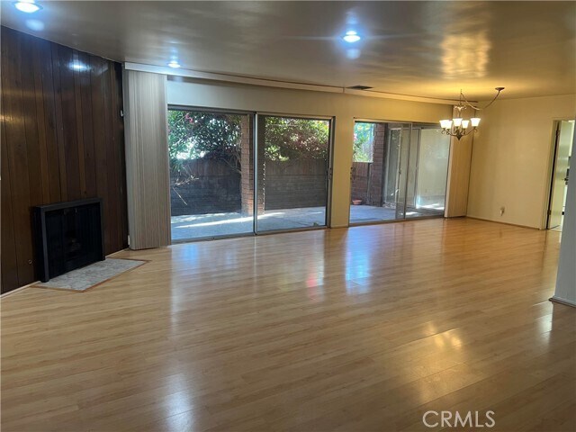 Building Photo - 1161 W Duarte Rd