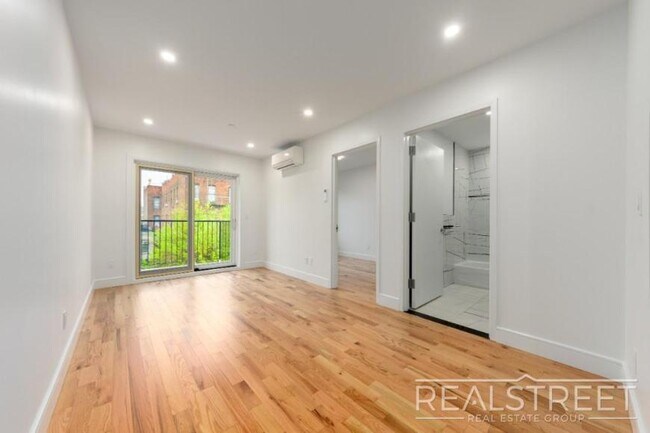 Building Photo - 1 bedroom in BROOKLYN NY 11213
