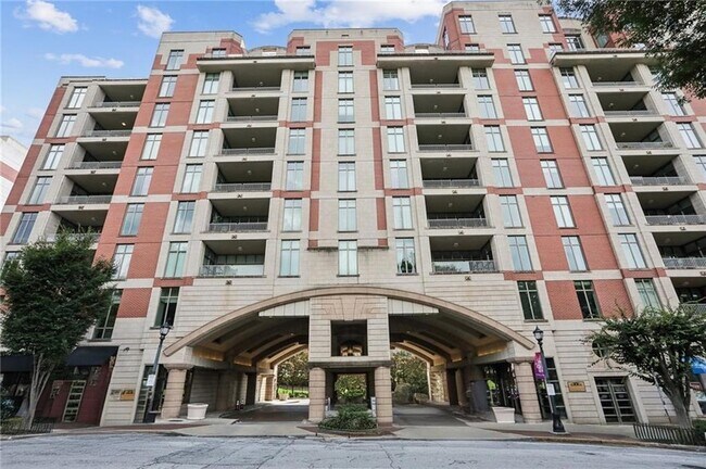 Primary Photo - 250 Park Ave W NW