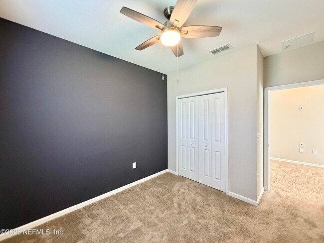 Building Photo - 417 Pine Bluff Dr