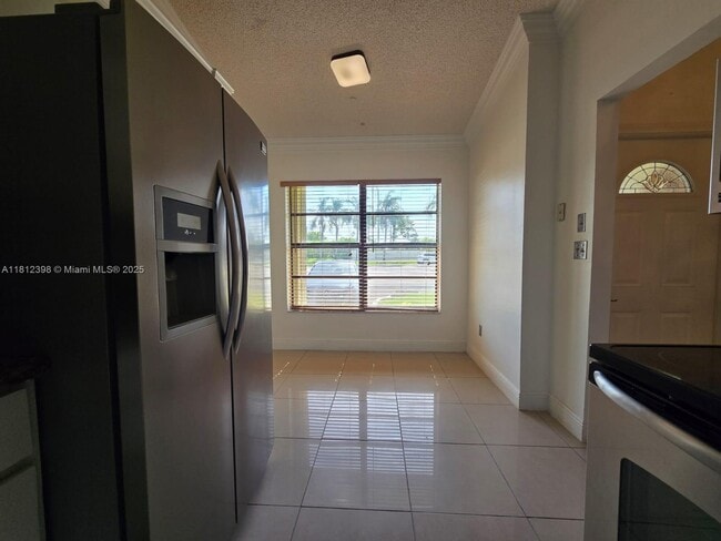 Building Photo - 1120 Parkside Green Dr