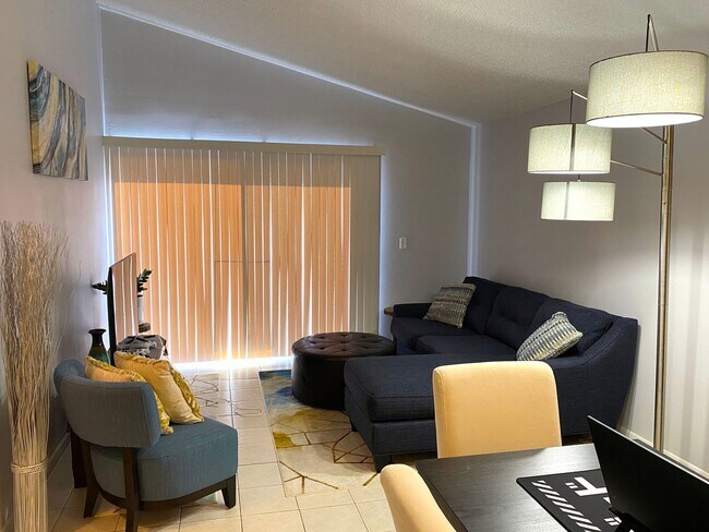 Building Photo - Romantic 1BR/1BA Top-Floor Condo with Garden Tub & Scenic Balcony Views – Dockside Orlando