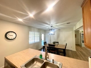 Building Photo - 442 Fernwood Dr