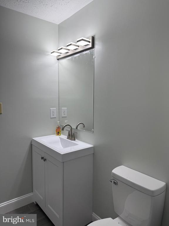 Building Photo - 3295 Jesmond Ct