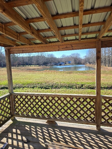 Building Photo - 8860 Teague Rd