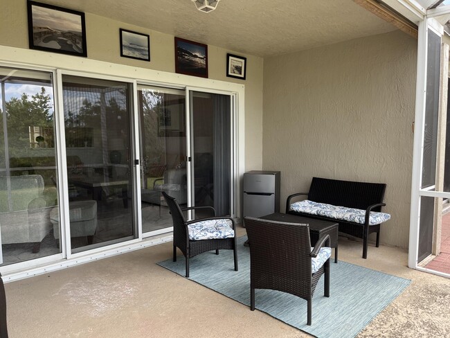 Building Photo - 21105 Vía Solano