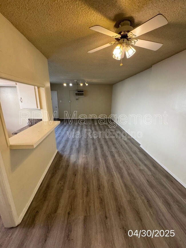 Building Photo - 11939 Albers St