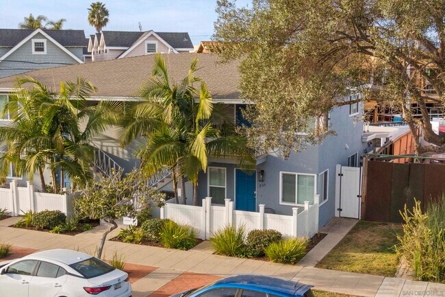 Building Photo - 854 Olive Ave