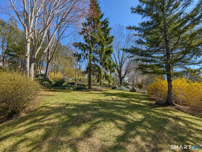 Building Photo - 84 Wilmot St