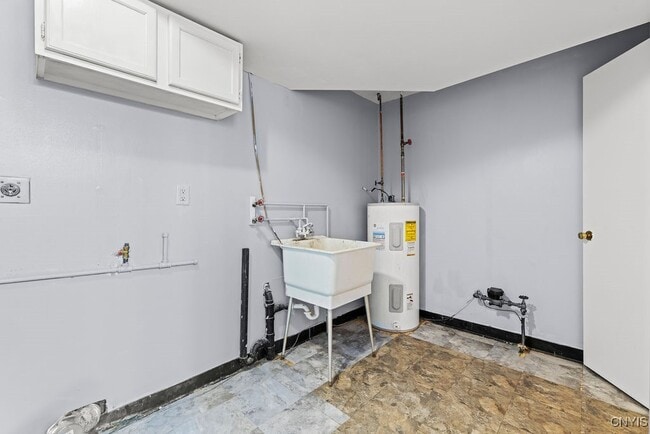 Building Photo - 3059 Hayfield Ln