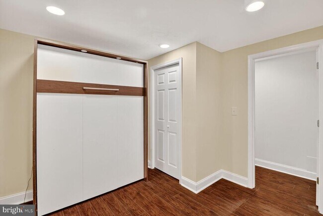 Building Photo - 3633 Dry Creek Ct