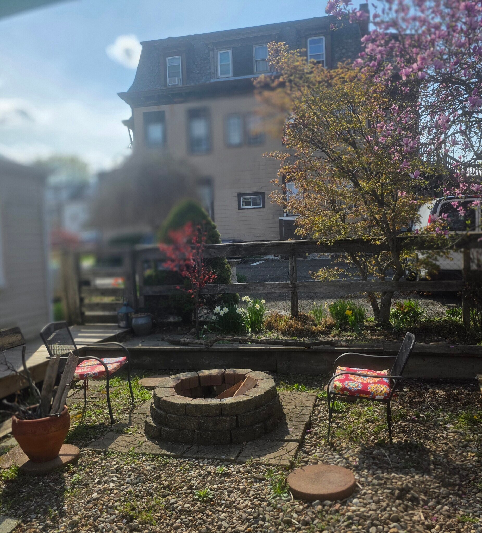 Building Photo - 13 Madison Pl