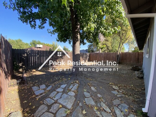 Building Photo - 6938 Tarocco Way