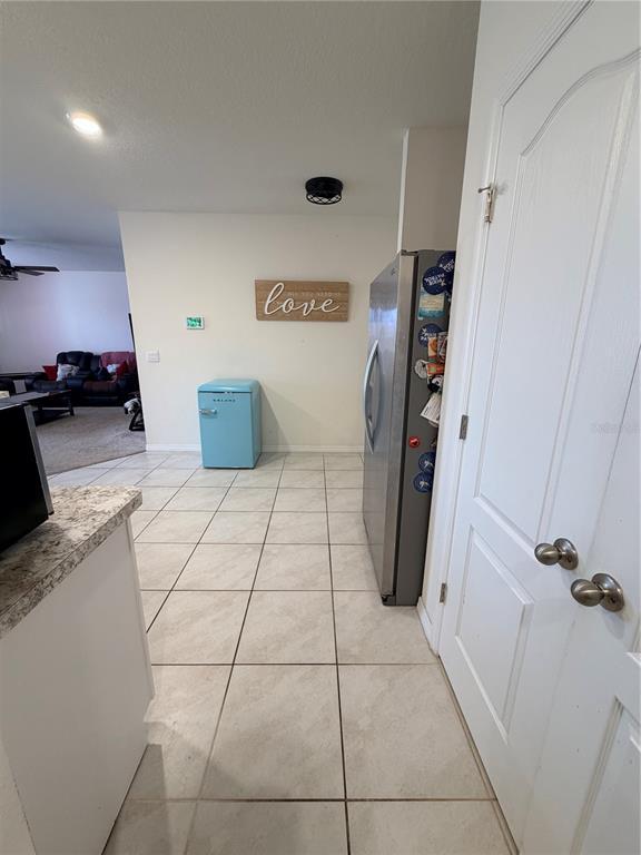 Building Photo - 1156 Cambridge Dr