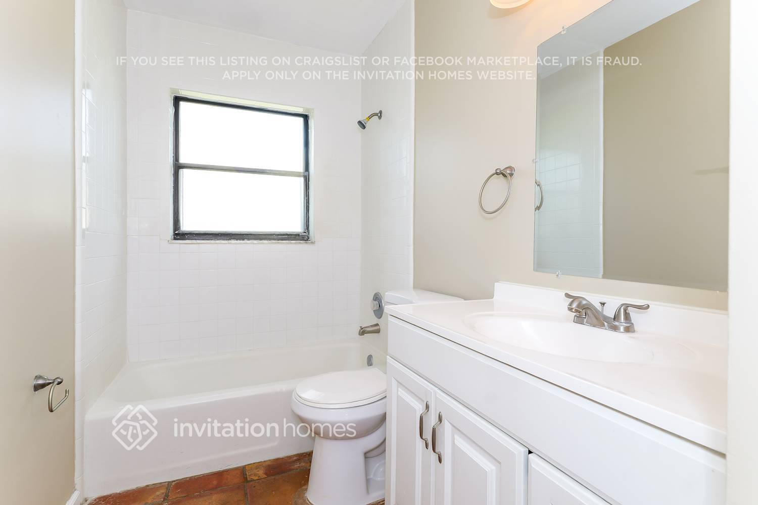 Building Photo - 4689 Palo Verde Dr